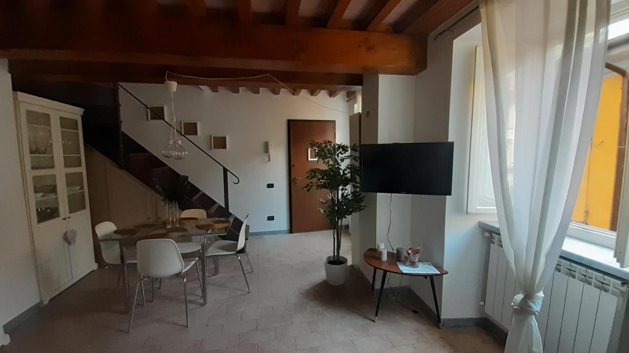 Il Nido Dell'Arancio Apartment Carrara Bagian luar foto
